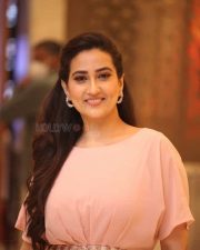 Anchor Manjusha at Guduputani Movie Pre Release Event Pictures 16