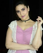Anchor Manjusha at Varun Doctor Interview Pictures 19 Anchor Manjusha at Varun Doctor Interview Pictures 19