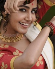 Anupama Parameswaran Hot Onam Celebration Pictures