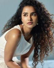 Beautiful Actress Anupama Parameswaran in a White Sleeveless Top with a Matching Flared Cotton Skirt Photos 07
