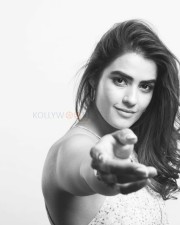 Beautiful Actress Kavya Thapar Photoshoot Stills
