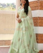Beautiful Actress Pragya Jaiswal New Photos