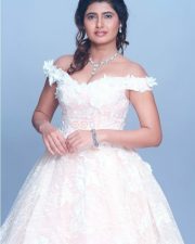 Beautiful Ashima Narwal Photoshoot Stills