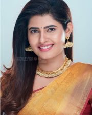 Beautiful Ashima Narwal Photoshoot Stills