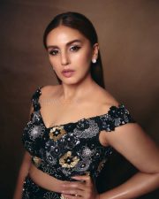 Beautiful Huma Qureshi in a Black Versailles Lehenga Set Pictures 01
