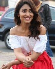 Beautiful Sexy Shriya Saran Photos