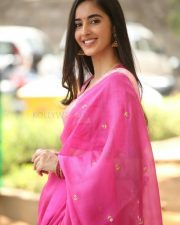 Beautiful Simrat Kaur Saree Pictures
