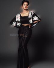 Beautiful and Sexy Anupama Parameswaran in a Black Crop Top with Matching Skirt Pictures 02