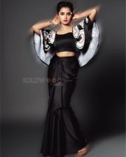 Beautiful and Sexy Anupama Parameswaran in a Black Crop Top with Matching Skirt Pictures 06