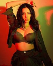 Bold and Beautiful Neha Shetty in a Black Bra and Shirt Photos 01