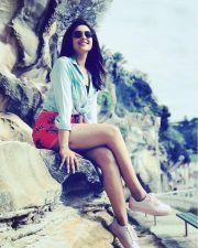 Bollywood Babe Parineeti Chopra Photos