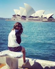 Bollywood Babe Parineeti Chopra Photos