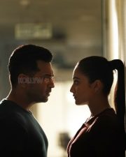 Borrder Movie Regina Cassandra Arun Vijay Photos