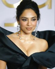 Captivating Sobhita Dhulipala Cleavage in a Black Off Shoulder Satin Gown Photos 03