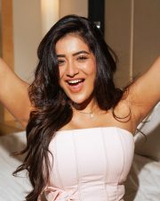 Charming Actress Rashi Singh in a Blush Pink Strapless Corset Dress Photos 02 Charming Actress Rashi Singh in a Blush Pink Strapless Corset Dress Photos 02
