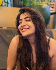Charming Actress Rashi Singh in a Red Coral Crop Top And Button Skirt Photos 06