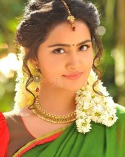 Cute Anupama Parameswaran Photos