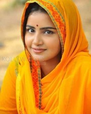 Cute Anupama Parameswaran Photos