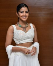 Cute Anupama Parameswaran at Karthikeya 2 Press Meet Photos 15