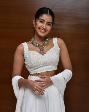 Cute Anupama Parameswaran at Karthikeya 2 Press Meet Photos 22