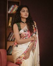 Cute Anupama Parameswaran in a Floral Rose Printed Saree and Sleeveless Blouse Pictures 01 Cute Anupama Parameswaran in a Floral Rose Printed Saree and Sleeveless Blouse Pictures 01