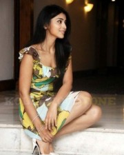 Cute Sexy Shriya Stills
