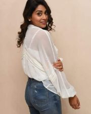 Cute Shriya Saran at Gamanam Success Meet Event Photos 33 Cute Shriya Saran at Gamanam Success Meet Event Photos 33