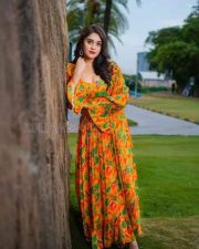 DD Returns Actress Surbhi Photoshoot Stills 01