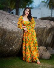 DD Returns Actress Surbhi Photoshoot Stills 03