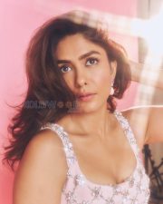 Dazzling Actress Mrunal Thakur in a Pink Crystal Embellished Mini Dress Photos 05 Dazzling Actress Mrunal Thakur in a Pink Crystal Embellished Mini Dress Photos 05