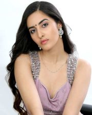 Dirty Hari Actress Simrat Kaur Sexy Pictures 03