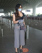 Divinaa Thackur spotted at Airport Departure Pictures