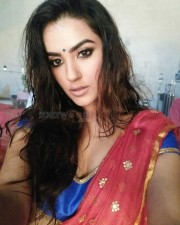 Ee Maya Peremito Heroine Kavya Thapar Sexy Photos