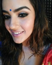 Ee Maya Peremito Heroine Kavya Thapar Sexy Photos