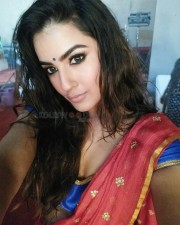 Ee Maya Peremito Heroine Kavya Thapar Sexy Photos