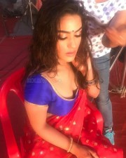 Ee Maya Peremito Heroine Kavya Thapar Sexy Photos
