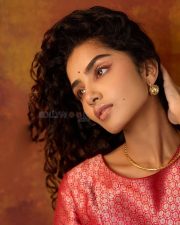 Elegant Actress Anupama Parameswaran in a Pink Brocade Silk Blouse Photos 02