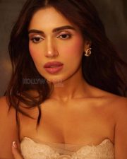 Elegant Bhumi Pednekar in a Vintage Corset Gown Pictures 02