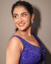 Elegant Rashi Singh in a Royal Blue Saree with a Sleeveless Deep Neck Blouse Photos 02