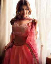 Enchanting Actress Srijita Ghosh in a dusty pink embroidered crop top with matching skirt and gold choker photos 08 Enchanting Actress Srijita Ghosh in a dusty pink embroidered crop top with matching skirt and gold choker photos 08