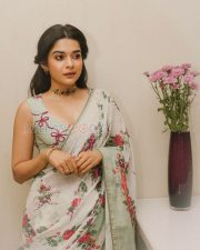 Ethereal Actress Mithila Palkar in a White Floral Printed Saree Sage Green Border Photos 01