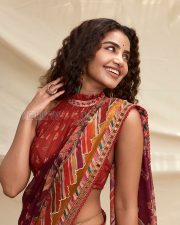 Glamorous Actress Anupama Parameswaran in a Red Floral Printed Saree Photos 01 Glamorous Actress Anupama Parameswaran in a Red Floral Printed Saree Photos 01