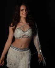Glamorous Actress Elli Avrram in a cream and silver sequined bra top photos 04