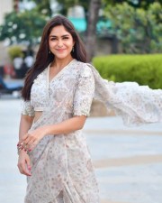 Gorgeous Mrunal Thakur in a Embellished Saree Photos 01 Gorgeous Mrunal Thakur in a Embellished Saree Photos 01