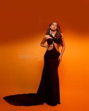 Gorgeous Saiee Manjrekar in a Black Sleeveless Maxi Dress Pictures 02 Gorgeous Saiee Manjrekar in a Black Sleeveless Maxi Dress Pictures 02