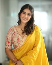 Heroine Kavya Thapar at Viswam Movie Interview Photos 105 Heroine Kavya Thapar at Viswam Movie Interview Photos 105