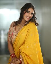 Heroine Kavya Thapar at Viswam Movie Interview Photos 50 Heroine Kavya Thapar at Viswam Movie Interview Photos 50