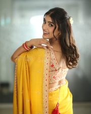Heroine Kavya Thapar at Viswam Movie Interview Photos 68 Heroine Kavya Thapar at Viswam Movie Interview Photos 68