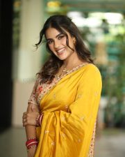 Heroine Kavya Thapar at Viswam Movie Interview Photos 71 Heroine Kavya Thapar at Viswam Movie Interview Photos 71