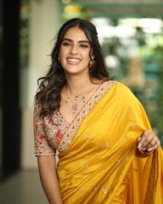 Heroine Kavya Thapar at Viswam Movie Interview Photos 92 Heroine Kavya Thapar at Viswam Movie Interview Photos 92